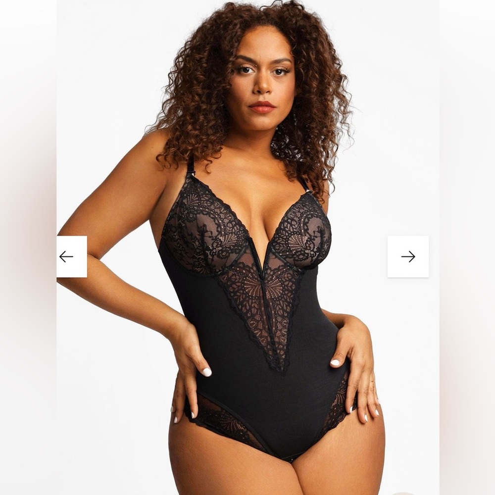 Never been worn. Women’s shape wear size L.